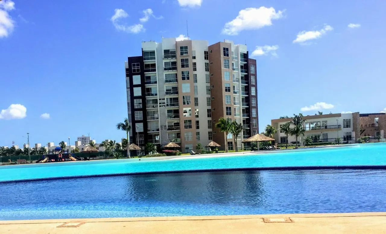 Escape Al Caribe Con Una Vista Impresionante En Pilarita'S Dream Lagoons Cancun Mexico