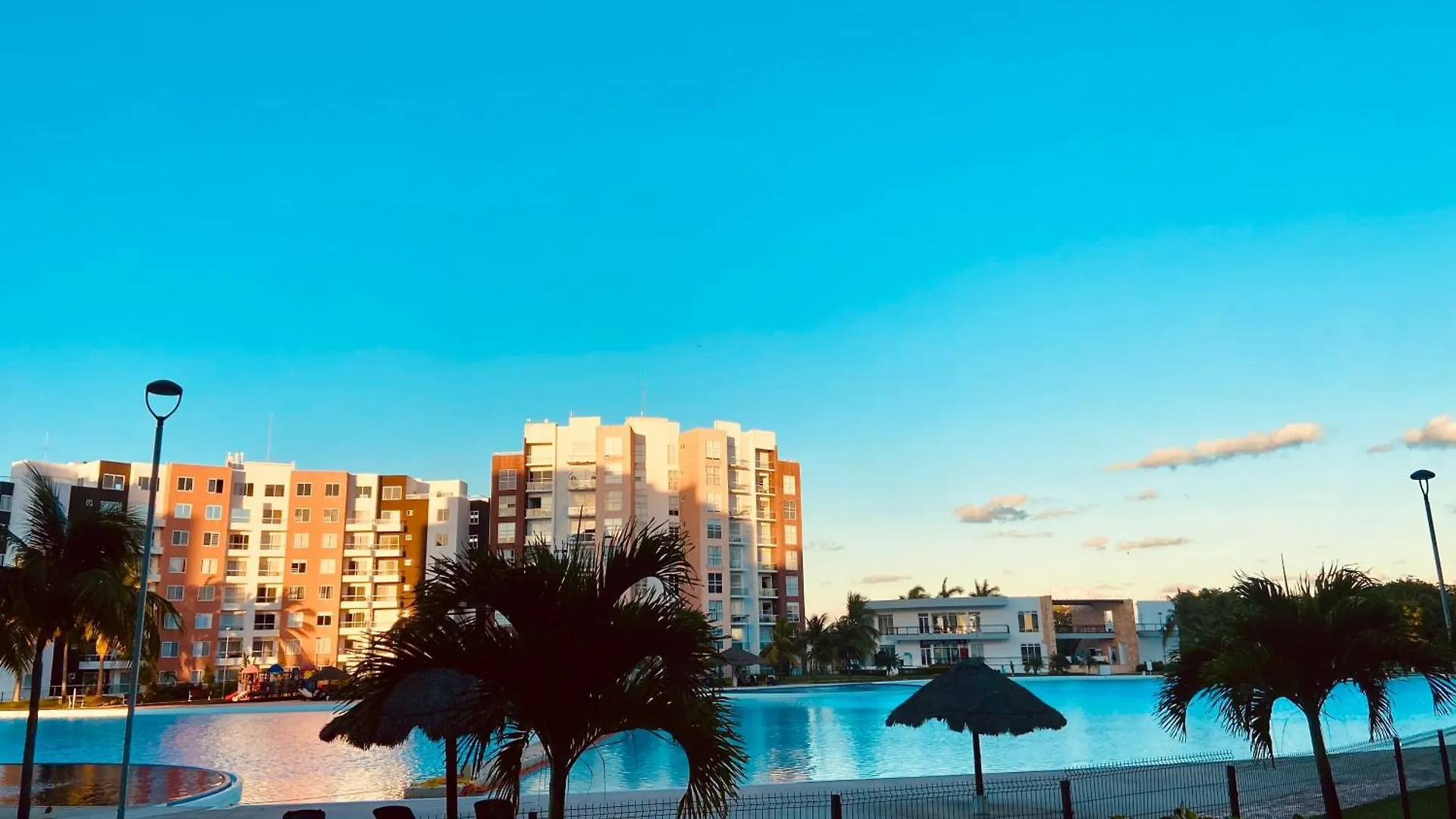 Escape Al Caribe Con Una Vista Impresionante En Pilarita'S Dream Lagoons Cancun Mexico