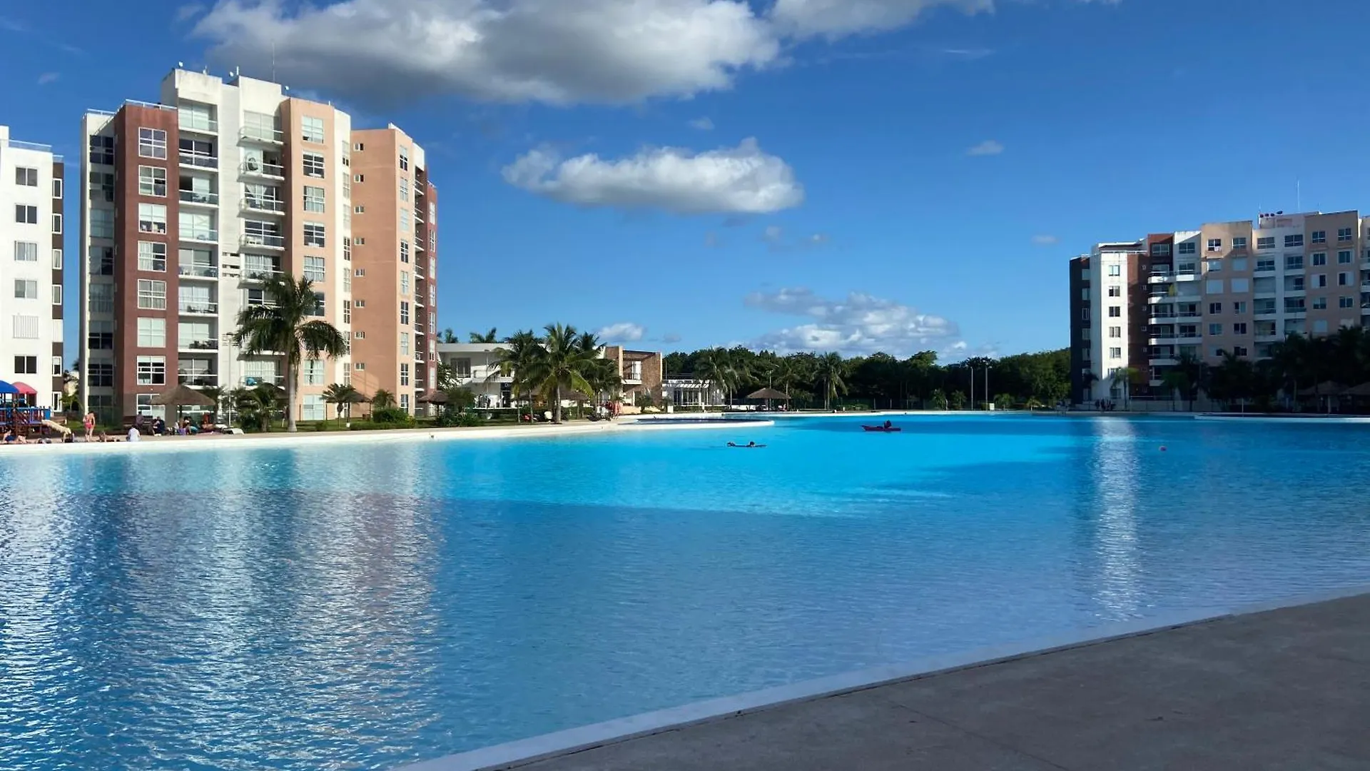 Escape Al Caribe Con Una Vista Impresionante En Pilarita'S Dream Lagoons Cancun 0*,  Mexico